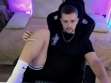 Chaturbate Free Live Porn of larstar01