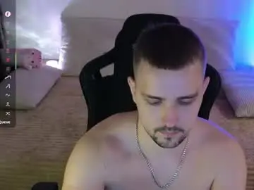 Chaturbate Watch Live Sex Cams of larstar01