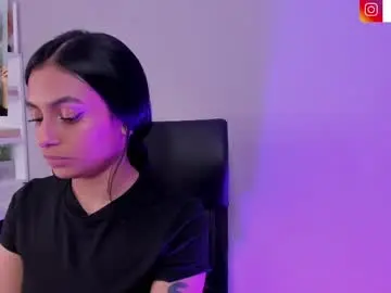 Chaturbate Sex Chat of lilith_petit_