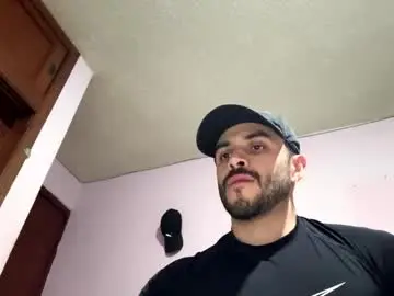 Chaturbate Live Sex Cam of athlete_boy22