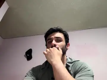 Chaturbate Live Sex Cam of athlete_boy22