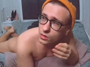 Chaturbate Live Porn of dennisgartman