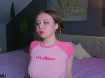Chaturbate Live Sex Cam of doris_bowman