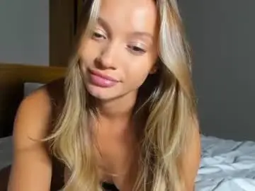 Chaturbate Free Porn Cam of honeybae3