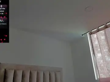 Chaturbate Live Porn of iamjulian_