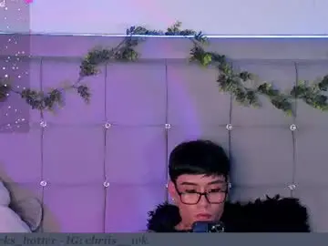 Chaturbate Live Sex Cam of jacks_hotter