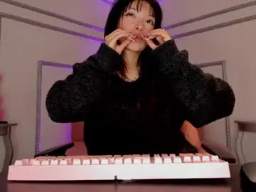 Chaturbate Live Sex of kitty_petitte