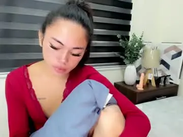 Chaturbate Live Sex Cam of urasiangirl_01