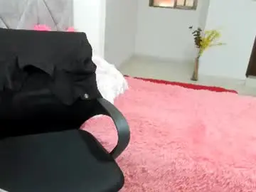Chaturbate Live Sex Cam of adele_mystic