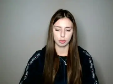 Chaturbate Live Sex Cam of honeyteasee