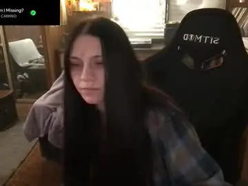 Chaturbate Live Sex Cam of incognitoqueen