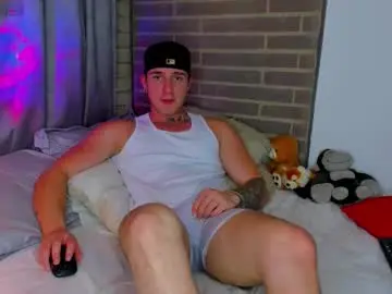 Chaturbate Best live sex cam show of liam_oficial