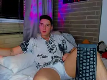 Chaturbate Free Porn Cam of liam_oficial