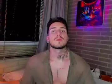 Chaturbate Watch Live Sex Cams of liam_oficial