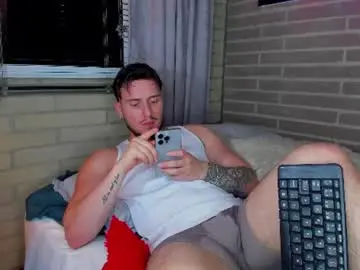 Chaturbate Best live sex cam show of liam_oficial