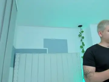 Chaturbate Live Sex of vanessa_and_sebas