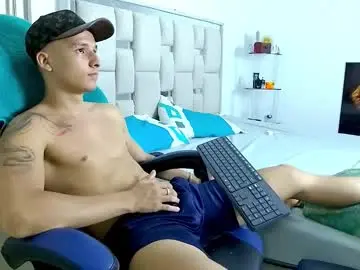 Chaturbate Sex Cam of andrew_lover21