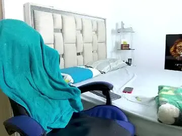 Chaturbate Live Porn of andrew_lover21