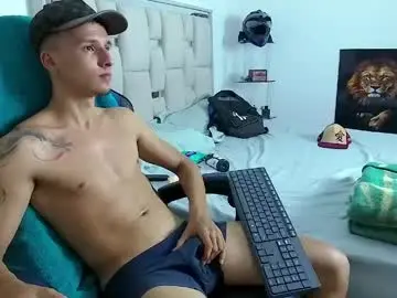 Chaturbate Free Live Porn of andrew_lover21