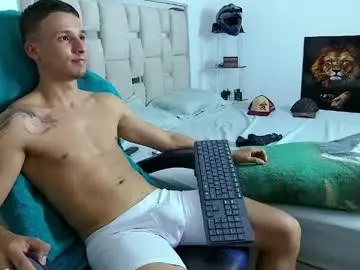 Chaturbate Watch Live Sex Cams of andrew_lover21