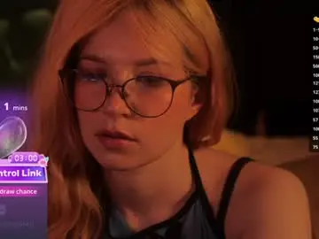 Chaturbate Best live sex cam show of illegaldream