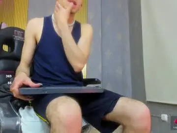 Chaturbate Free Live Porn of axel_tay1