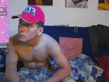 Chaturbate Live Sex Cam of chloe_magnusknight_