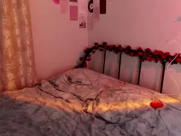 Chaturbate Watch Live Sex Cams of julidropp