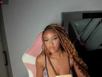 Chaturbate Sex Cam of julitpink