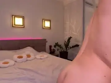 Chaturbate Live Sex Cam of roselyn_rose