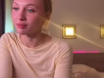 Chaturbate Best live sex cam show of roselyn_rose