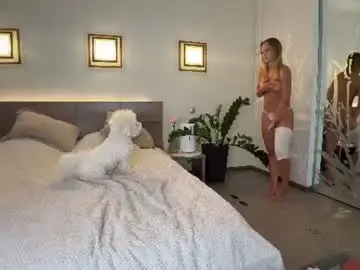 Chaturbate Sex Cam of roselyn_rose