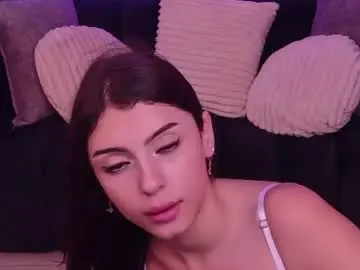 Chaturbate Live Sex of susi_doll1
