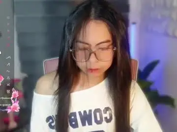 Chaturbate Live Sex Cam of teaseme_bellax