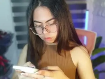 Chaturbate Nude Webcam of teaseme_bellax
