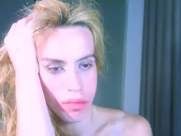 Chaturbate Adult Video Chat of thedollxxxperience