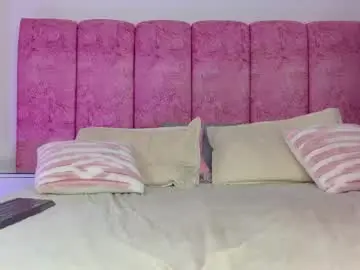 Chaturbate Live Sex of emma_curvy1