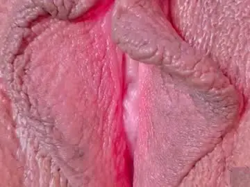 Chaturbate Free Live Porn of horny_moly