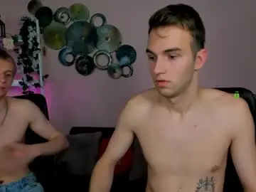 Chaturbate Live Porn of astren_villo