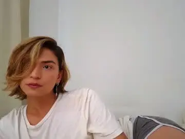 Chaturbate Watch Live Sex Cams of skyamber8v2