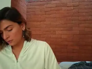 Chaturbate Watch Live Sex Cams of skyamber8v2