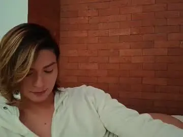 Chaturbate Live Sex Cam of skyamber8v2