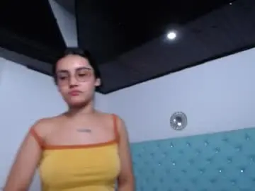 Chaturbate Best live sex cam show of sofiaasexy19