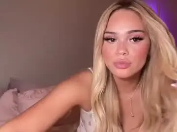 Chaturbate Best live sex cam show of ari_02