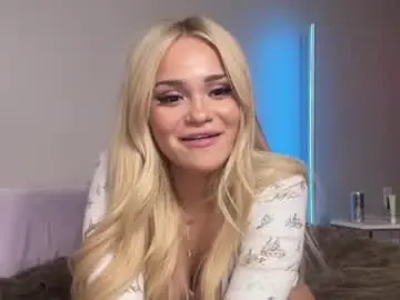 Chaturbate Best live sex cam show of ari_02