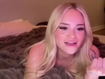 Chaturbate Adult Webcam of ari_02