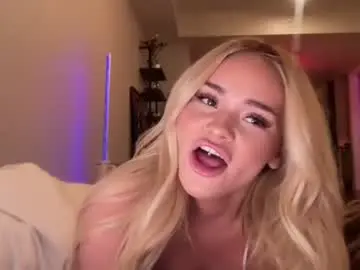 Chaturbate Free Porn Cam of ari_02