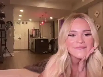 Chaturbate Watch Live Sex Cams of ari_02