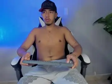 Chaturbate Watch Live Sex Cams of brand_collins