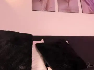 Chaturbate Live Sex Cam of danna_adams1